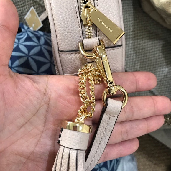 Michael Kors crossbody - Picture 3 of 4